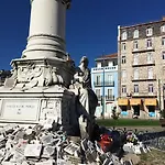 Martires Da Patria شقة *